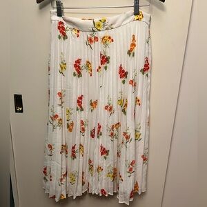 LOFT white floral skirt, 10P